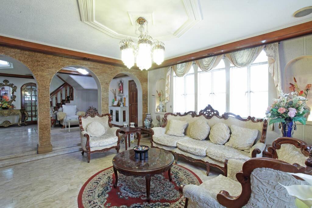Big House In Quezon City Manila Exterior foto